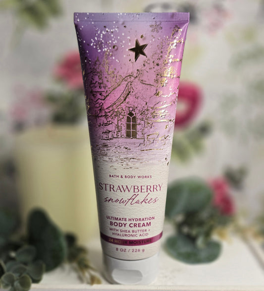 New Bath and Body Works Strawberry Snowflakes Ultimate Hydration Body Cream 8 fl oz