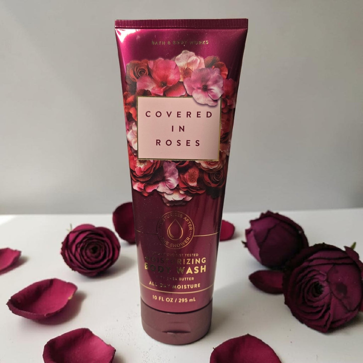 New Bath and Body Works Covered in Roses Moisturizing Body Wash