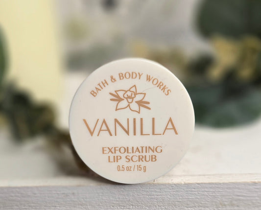 New Bath and Body Works Lip Care Vanilla Exfoliating Lip Scrub 