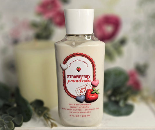 New Bath and Body Works Strawberry Pound Cake Moisturizing Body Lotion